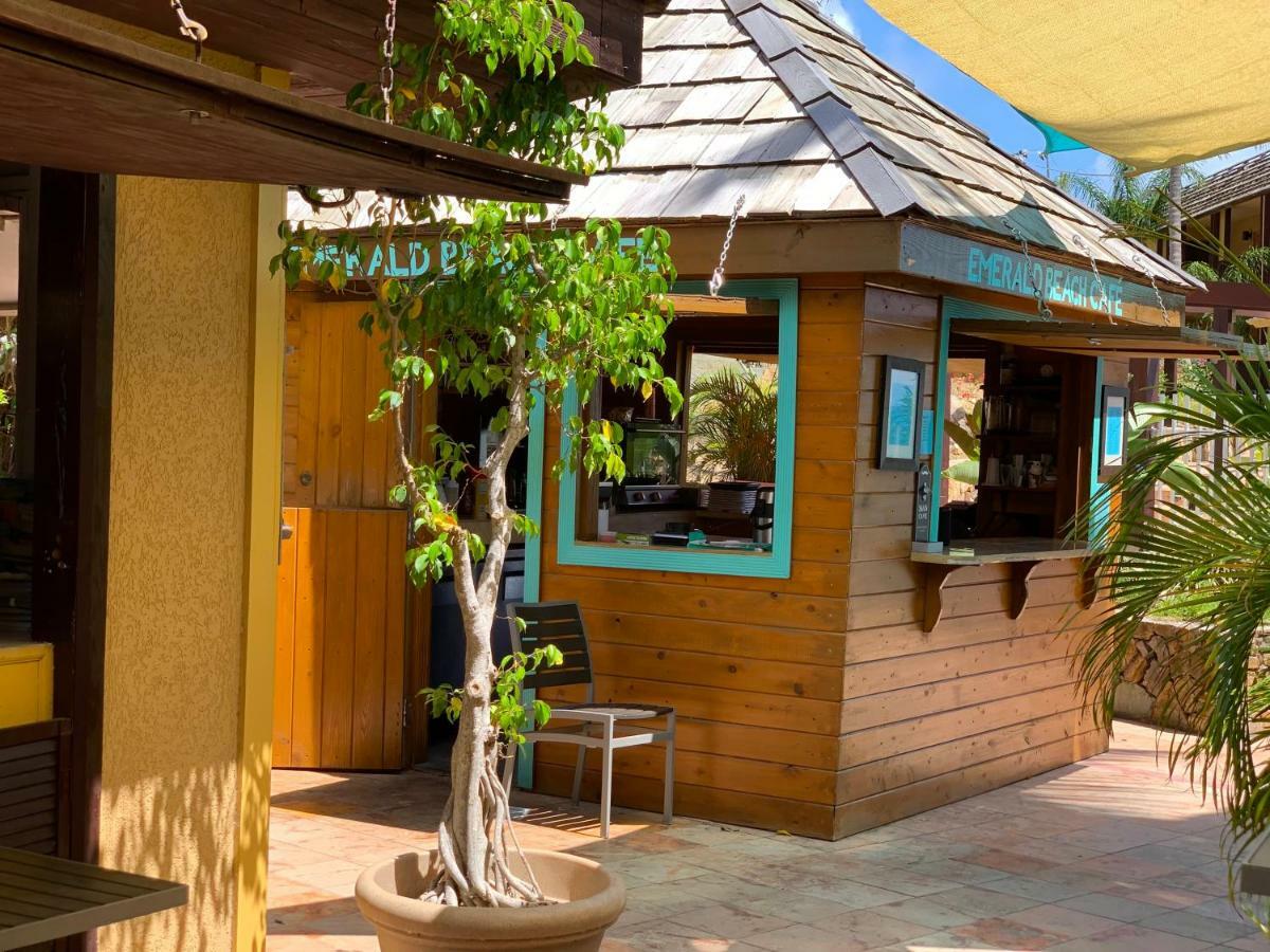 Emerald Beach Resort Altona Exterior foto