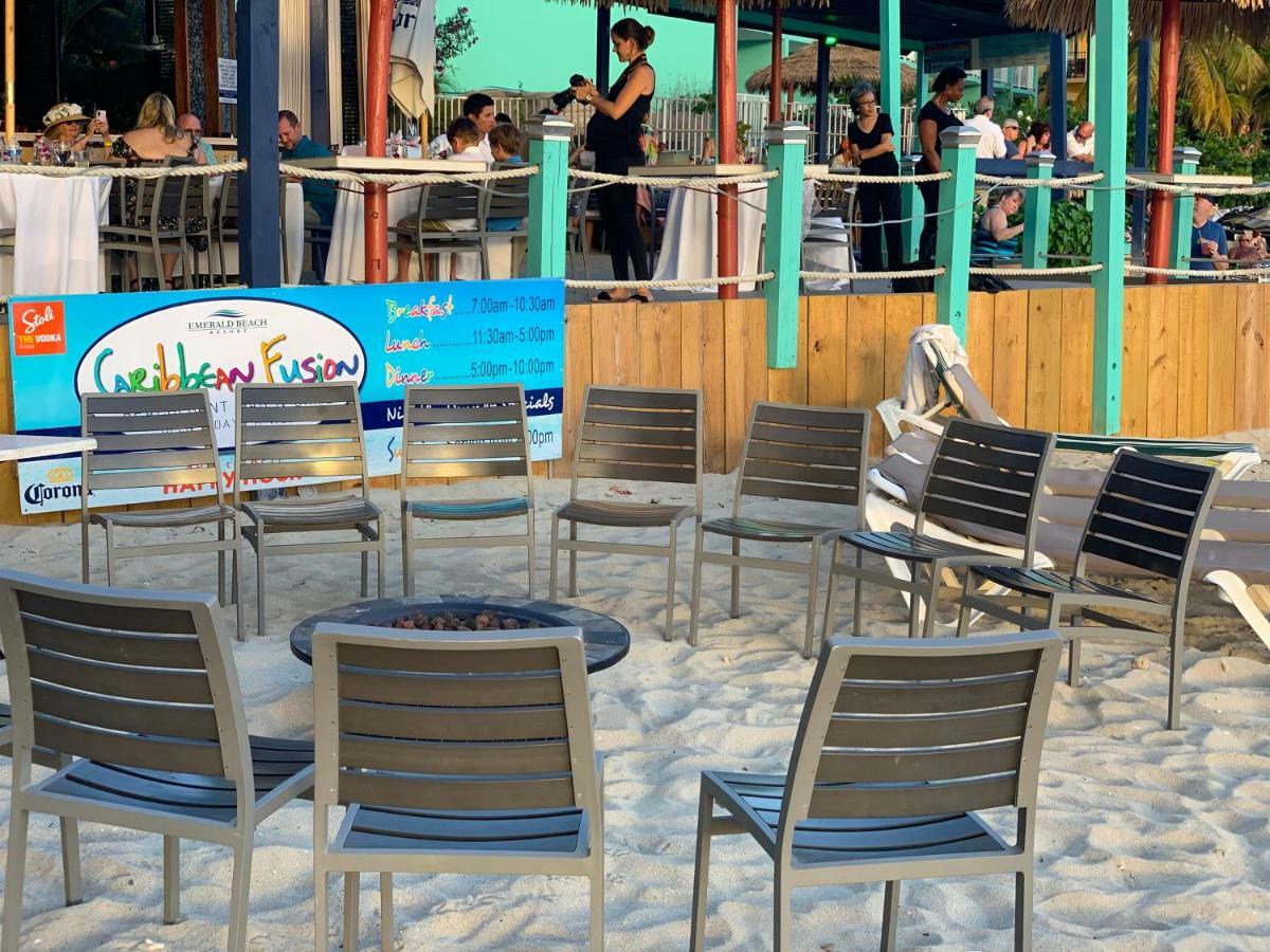 Emerald Beach Resort Altona Exterior foto